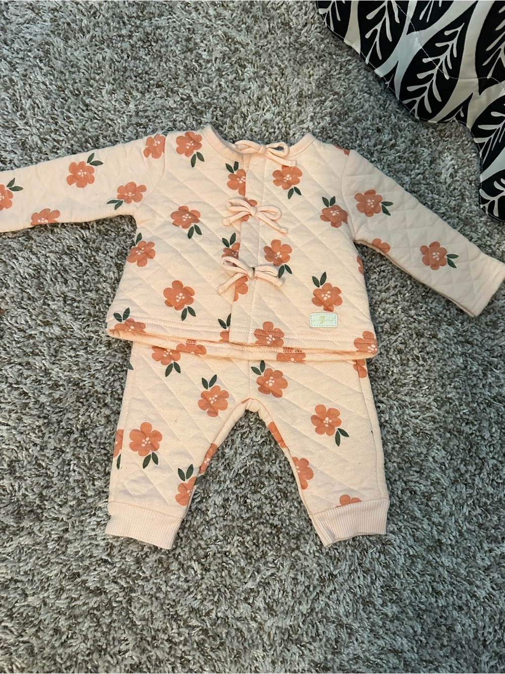 7 For All Mankind Peach Floral Quilted two- piece set with coral Flowers